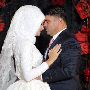 Meet your Posher, Cemile